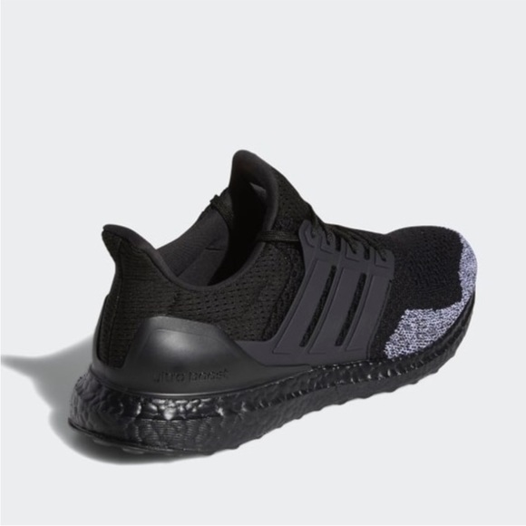 adidas UltraBOOST 1.0 DNA Oreo Toe - Picture 8 of 9